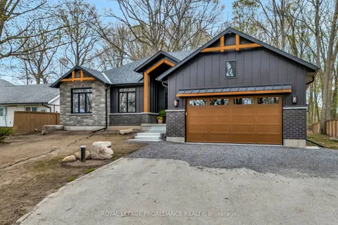 158 PINE HILL Crescent, ON K0K 3E0