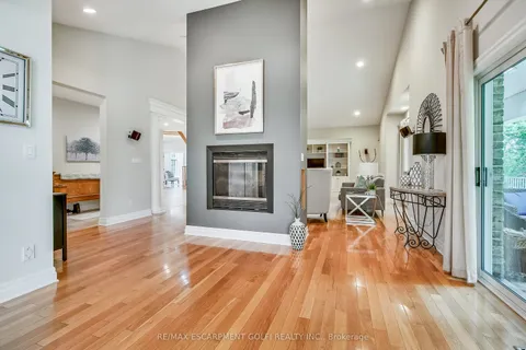 6431 Rockcliffe Estates, ON L2J 4K7