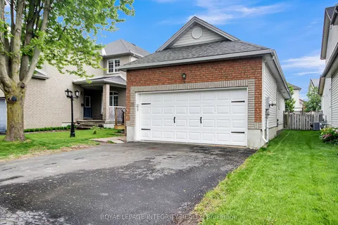 22 Halkirk Avenue, ON K2V 1B5