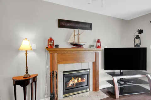 22 Halkirk Avenue, ON K2V 1B5