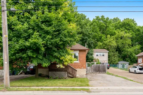 112 Elizabeth Street, ON N1E 2X3
