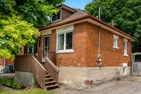 112 Elizabeth Street, ON N1E 2X3