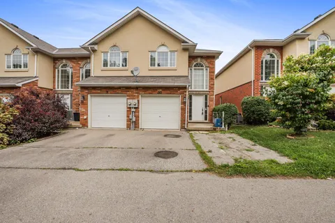 20 McConkey Crescent, ON N3S 0C1
