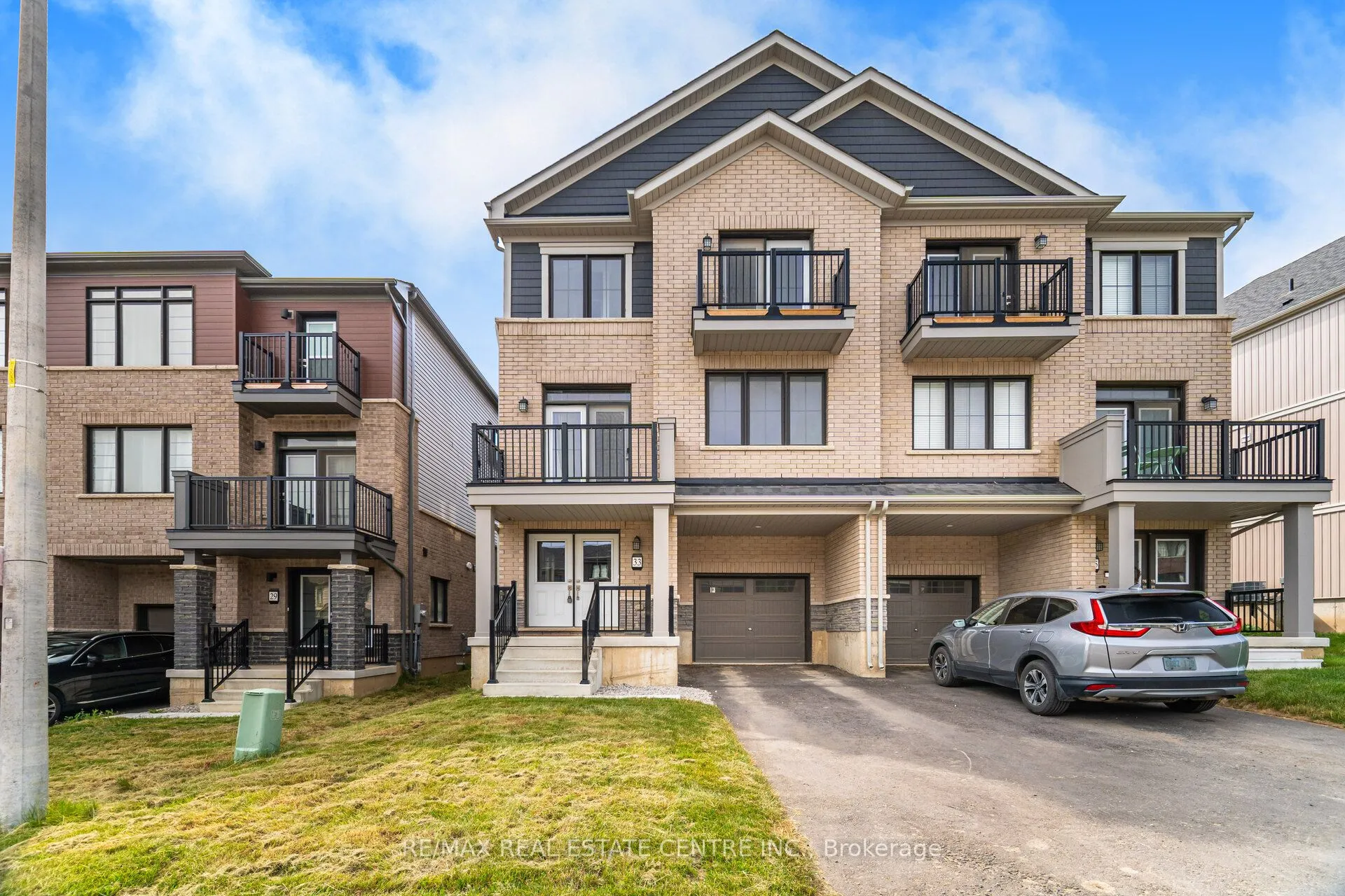 33 Granville Crescent, ON N3W 0J5
