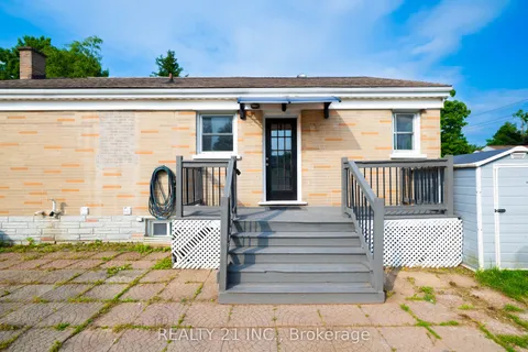 160 Elizabeth Avenue, ON K9H 5E3
