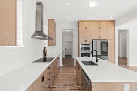 237 Kinderwood Way, ON K0G 1J0