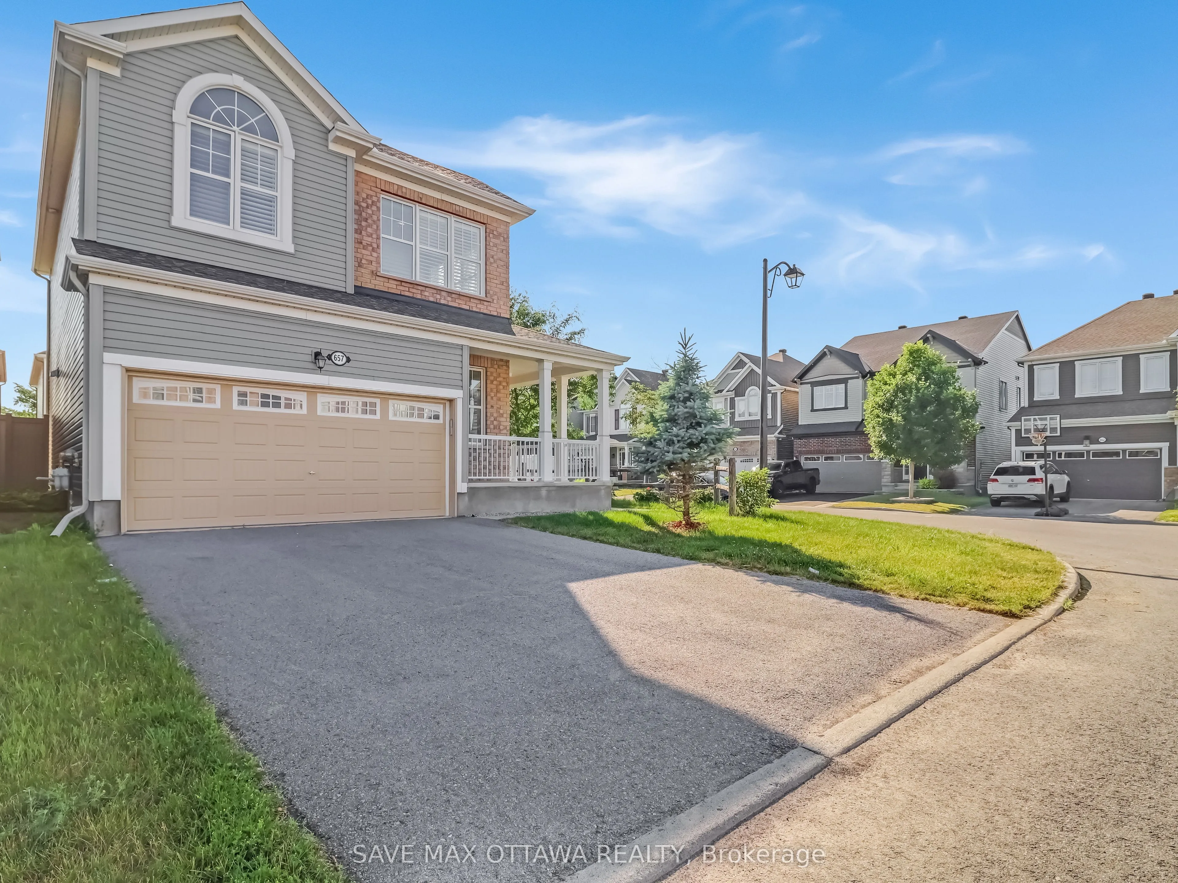 657 Broad Cove Crescent, ON K2J 6H6
