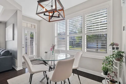 657 Broad Cove Crescent, ON K2J 6H6