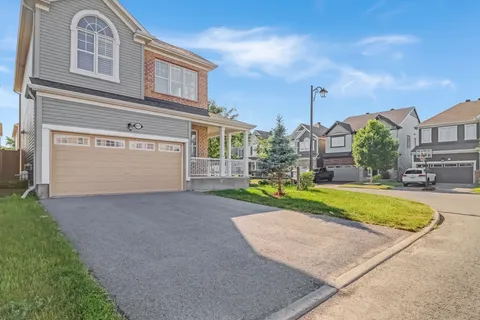 657 Broad Cove Crescent, ON K2J 6H6