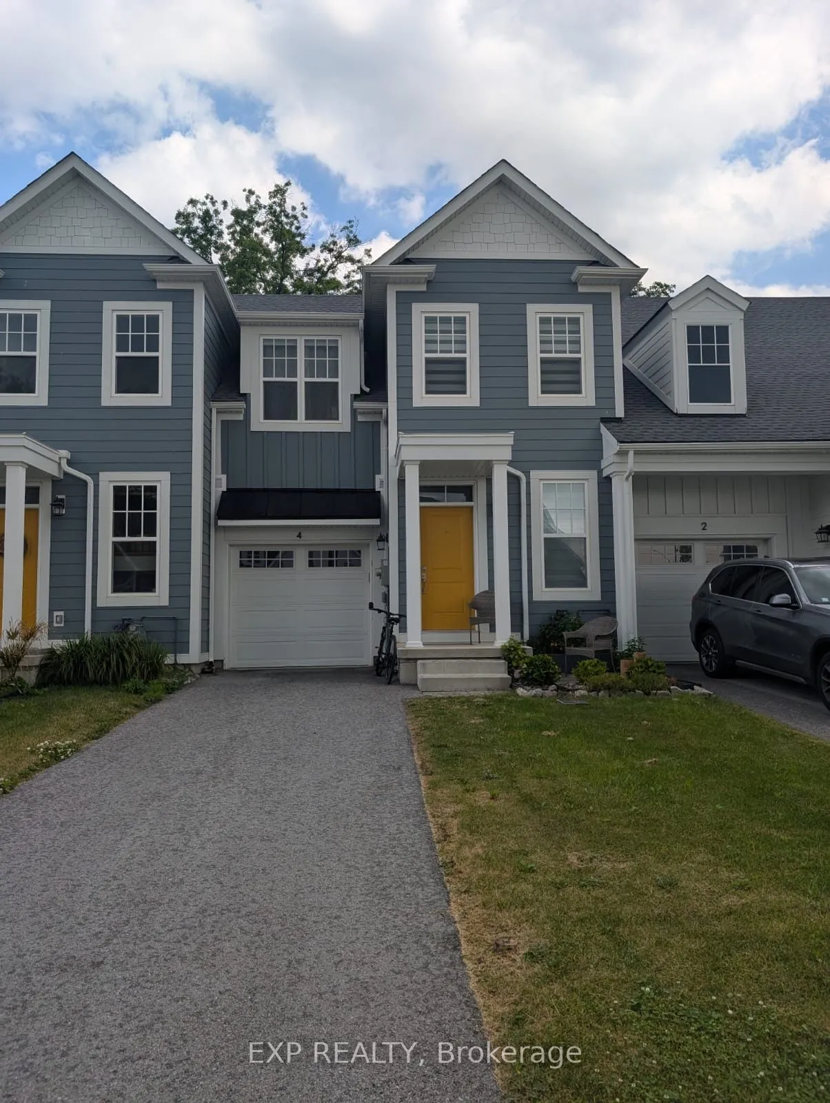 4 Paradise Grove, ON L0S 1J0