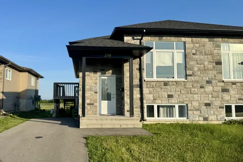258 Bellwood Drive, ON K6H 0H1