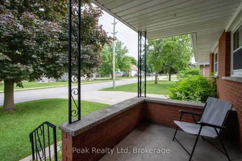 670 Davidson Avenue, ON N4W 3B1