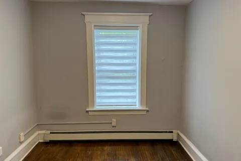 136 Second Avenue, ON P1B 1L2