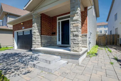 218 Keyrock Drive, ON K2T 0B4