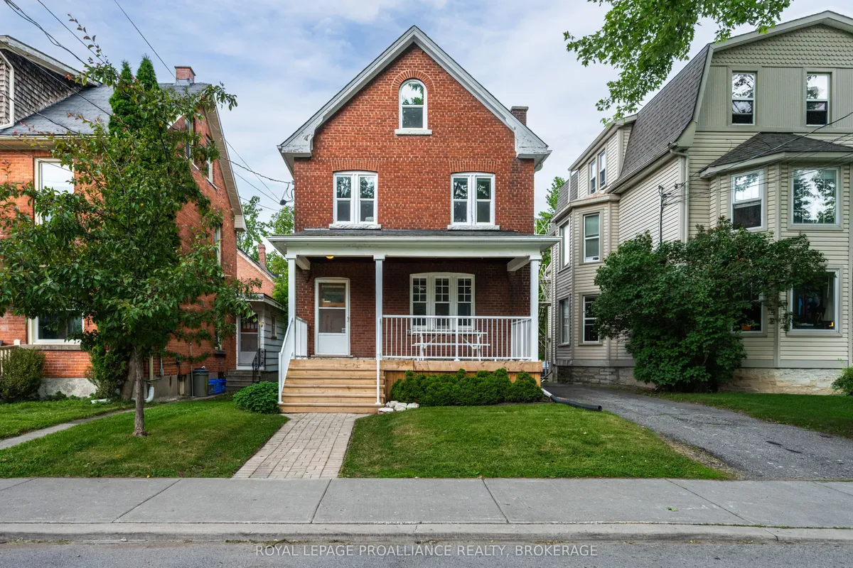 67 Mack Street, ON K7L 1N8