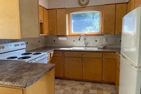 773 Anita Avenue, ON P1C 0A8