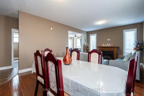 315 Thornhill Place, ON N2T 0A9