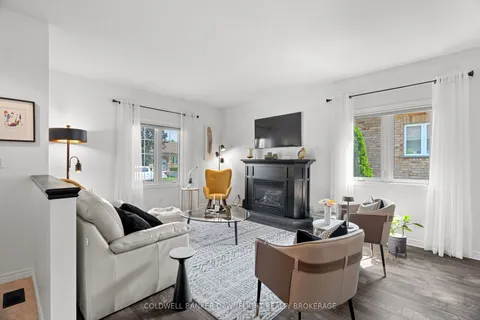 5 Somerset Street, ON N0M 1S2