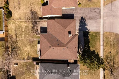 4945 Portage Road, ON L2E 6B2