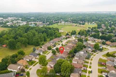 45 Hickory Boulevard, ON N7G 4E9