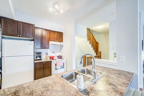 541 Winston Road, ON L3M 0C5