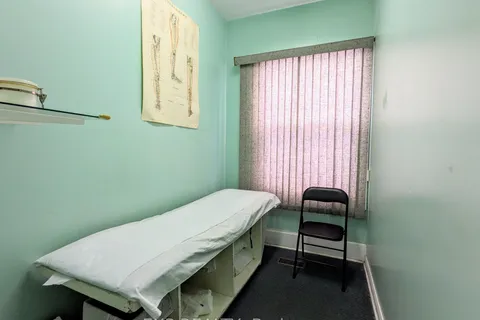 453 Catherine Street, ON K1R 5T7
