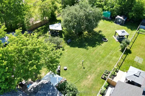 11 Whiteside Street, ON K0M 2C0