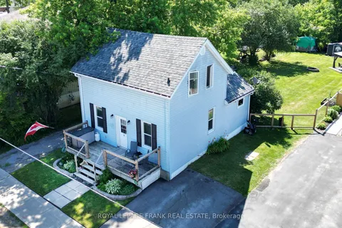 11 Whiteside Street, ON K0M 2C0