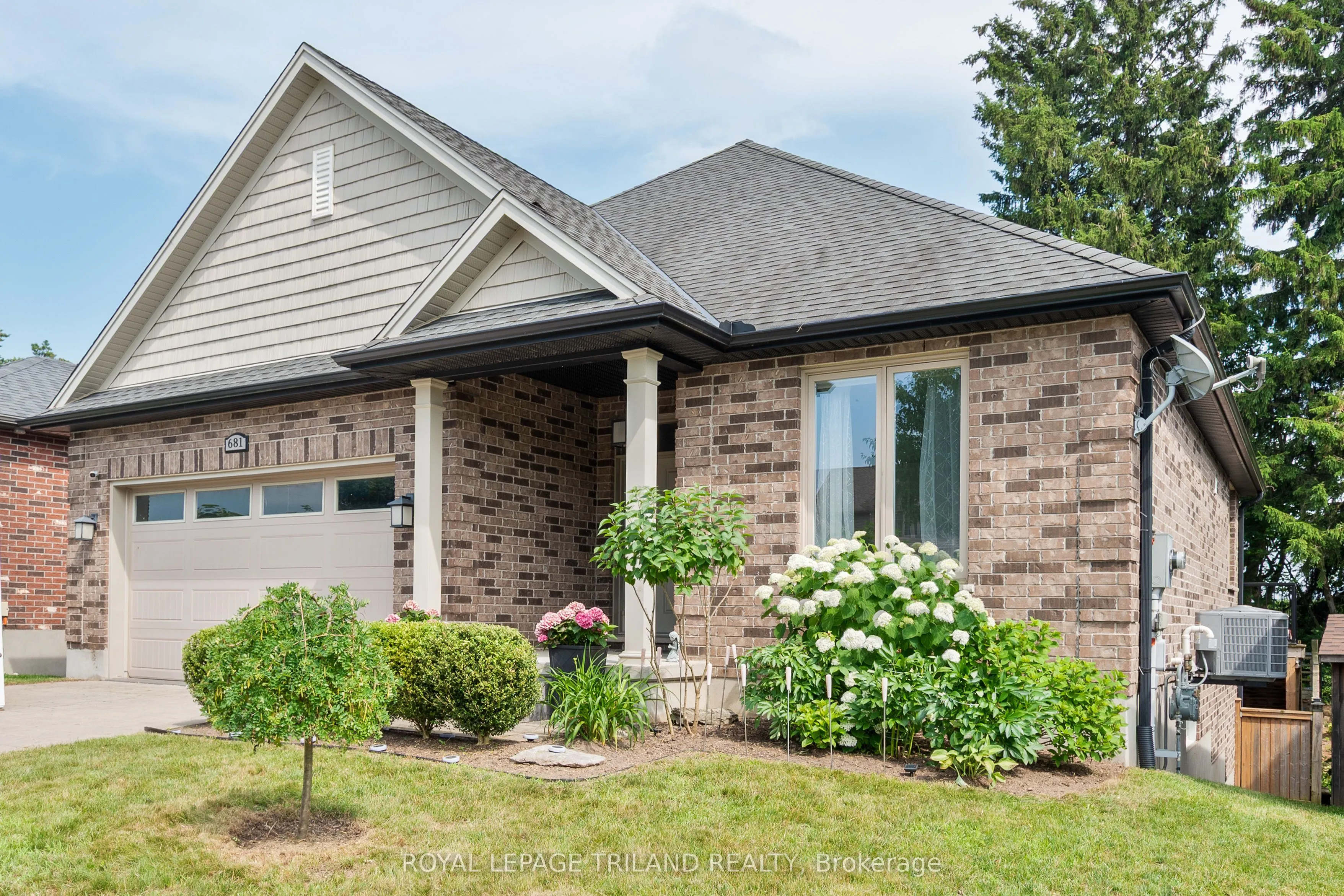 681 Bennett Crescent, ON N0L 1W0