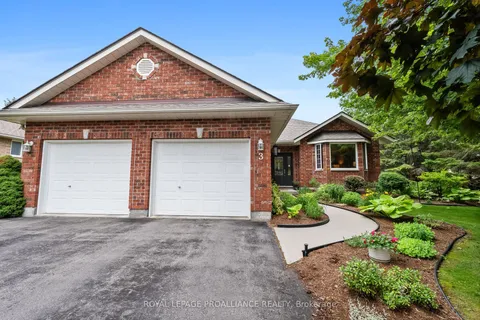 3 Westview Drive, ON K0K 1H0