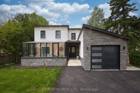 214 Victoria Avenue, ON K8N 2C3