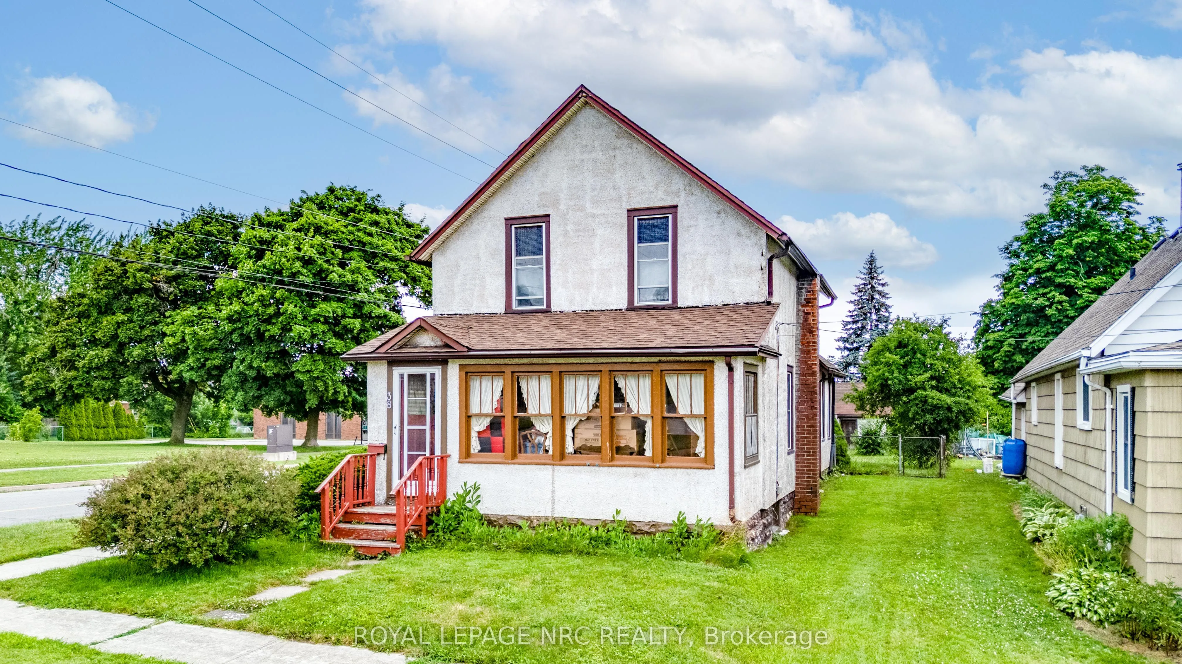 38 Emerick Avenue, ON L2A 2W3