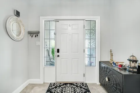 11 Sumner Crescent, ON L3M 5E2