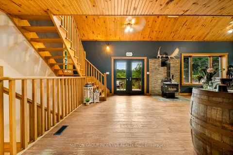 806 CLEARWATER LAKE Road, ON P0B 1L0