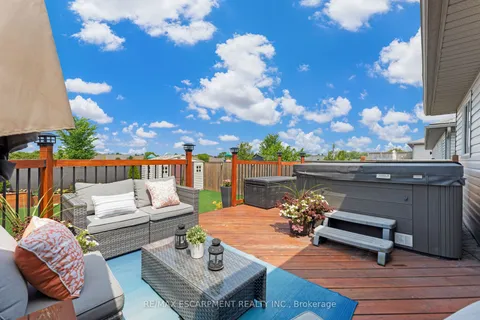 48 Golden Acres Drive, ON L0R 2A0