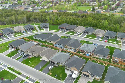 122 Springdale Drive, ON K9V 0J3