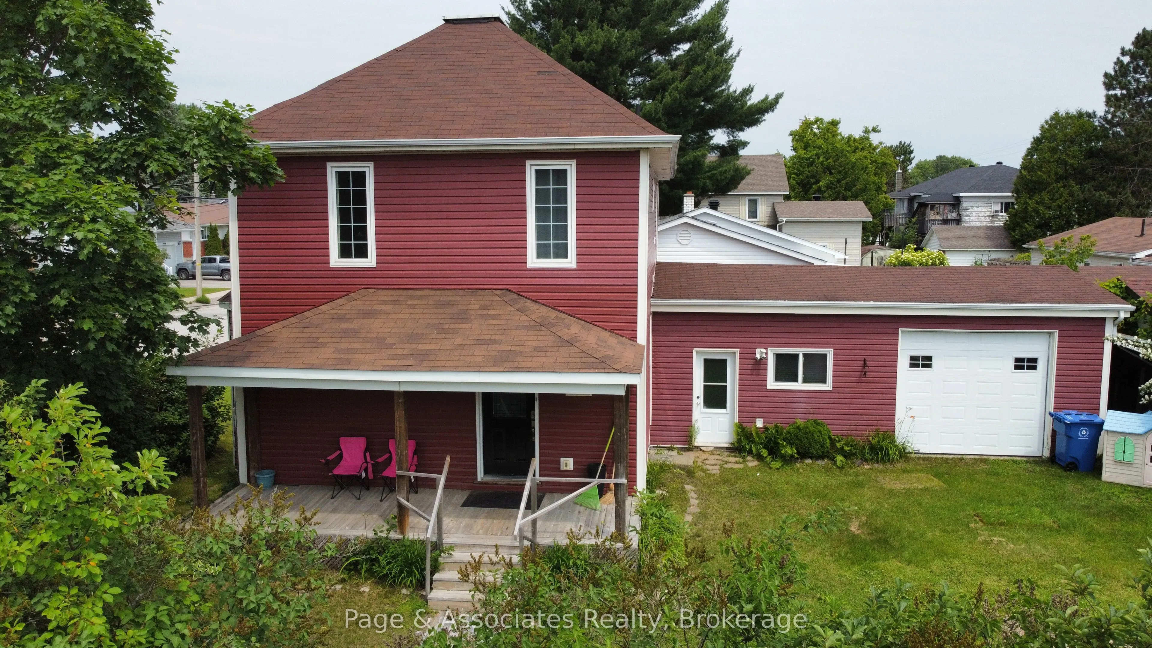 99 Russell Street, ON P2B 1X2