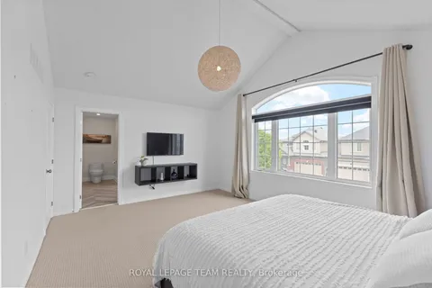 43 Hibiscus Way, ON K2J 6A5