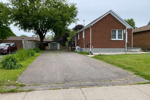 5724 Arthur Street, ON L2E 3C1
