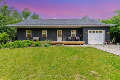135 Sir Williams Lane, ON N0C 1E0