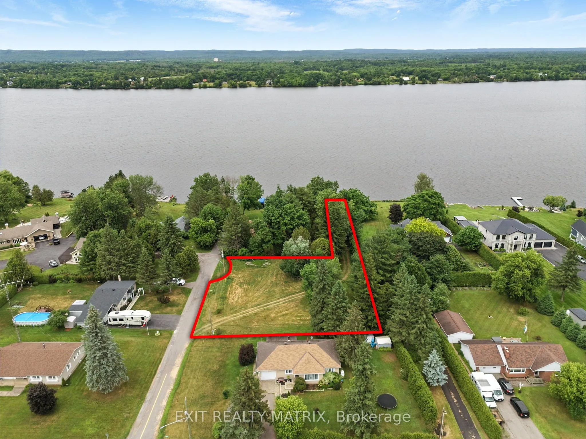 45 Des Erables Street, ON K6A 2W5