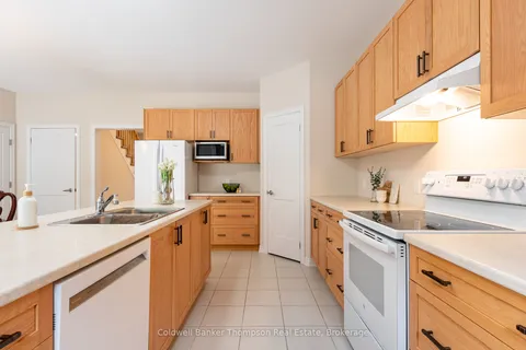 68 Selkirk Drive, ON P1H 0C6