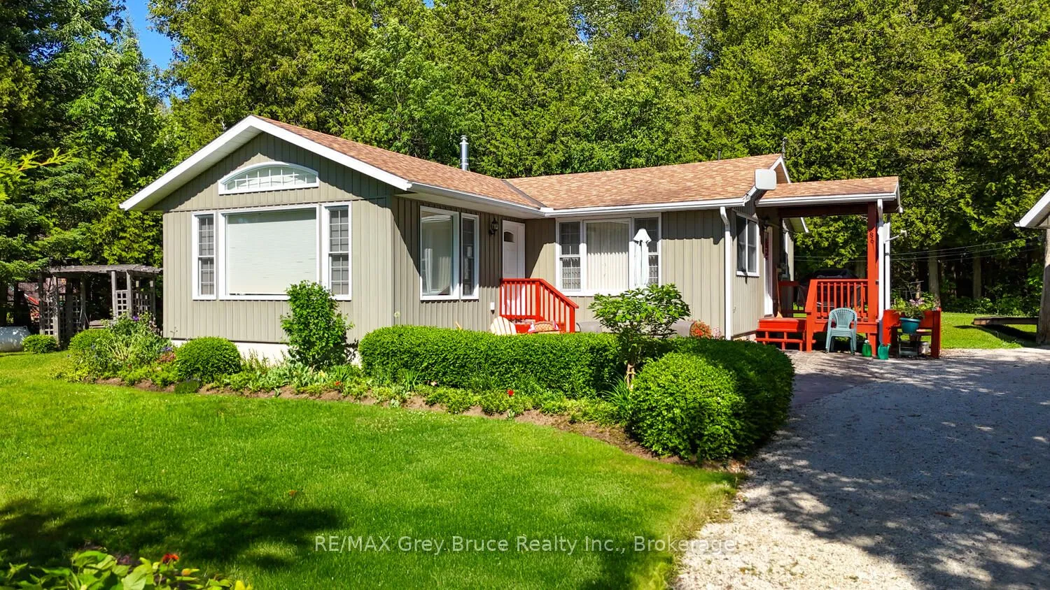 186 Hope Bay Road, ON N0H 2T0