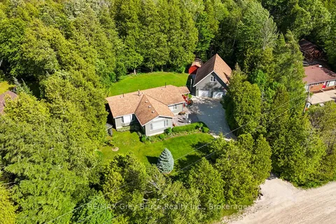 186 Hope Bay Road, ON N0H 2T0