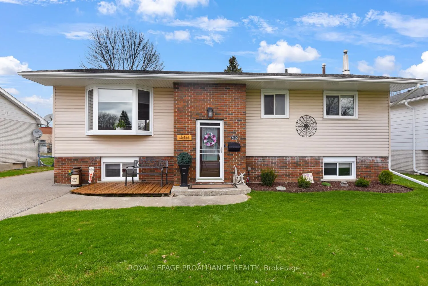 1343 Borden Crescent, ON K6V 5X7