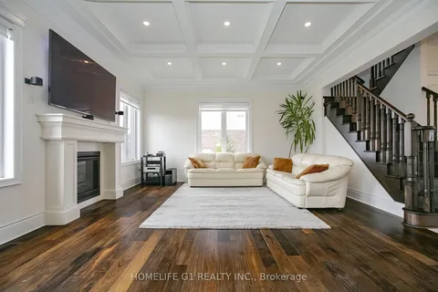 18 Meek Avenue, ON L9W 6W8
