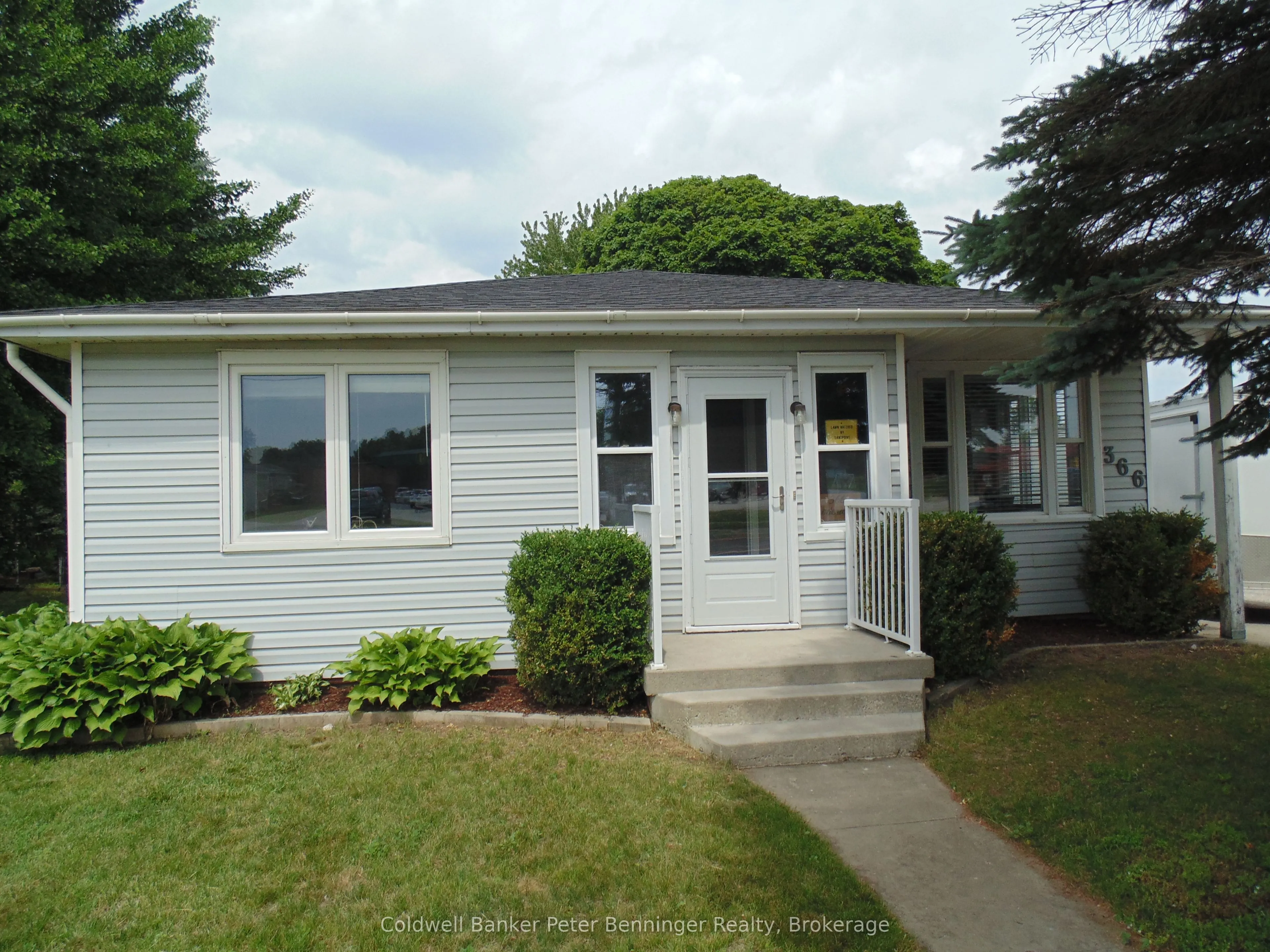 366 Goderich Street, ON N0H 2C1