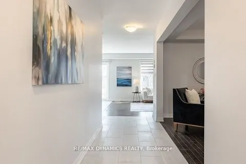 34 Crow Street, ON L3C 0E4