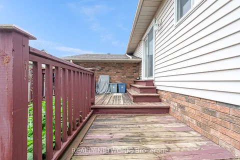 9 Valley Road, ON L2S 1Y7