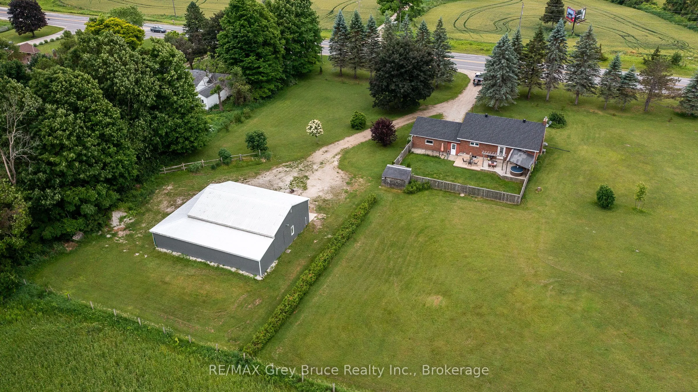 718449 6 Highway, ON N4K 5N7